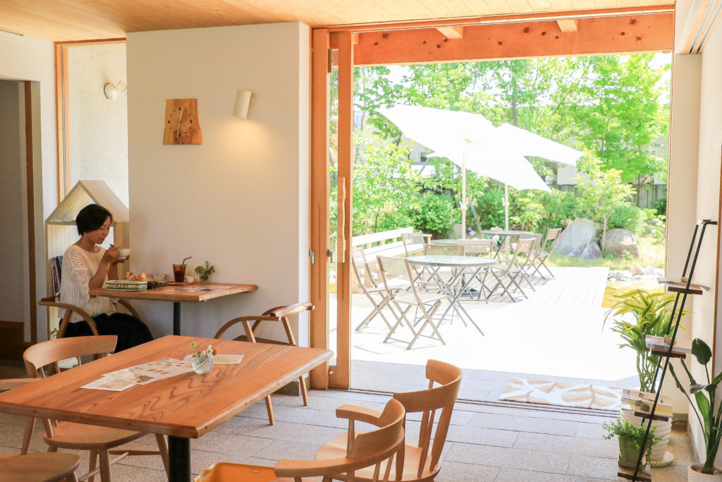 岐阜のカフェ、Hidamari cafe（ひだまりカフェ）の席写真