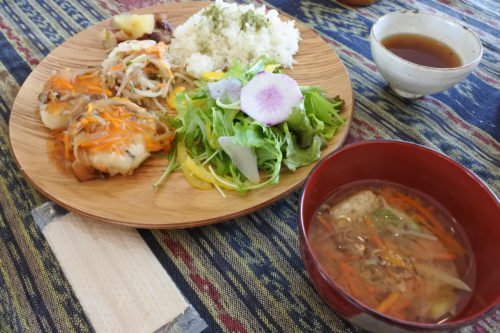 岐阜市のカフェで渡辺ひさこさんの重ね煮教室開催！